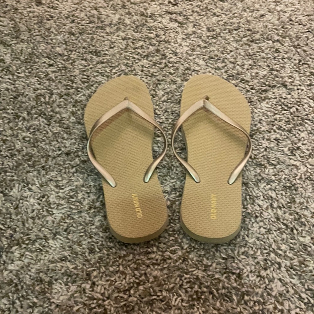 Gold Old Navy size 10 flip flops